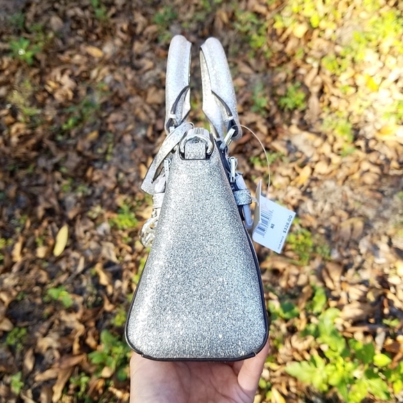 🔥LAST 1🔥NWT MICHAEL KORS GLITTER LEATHER XBODY - Picture 4 of 6